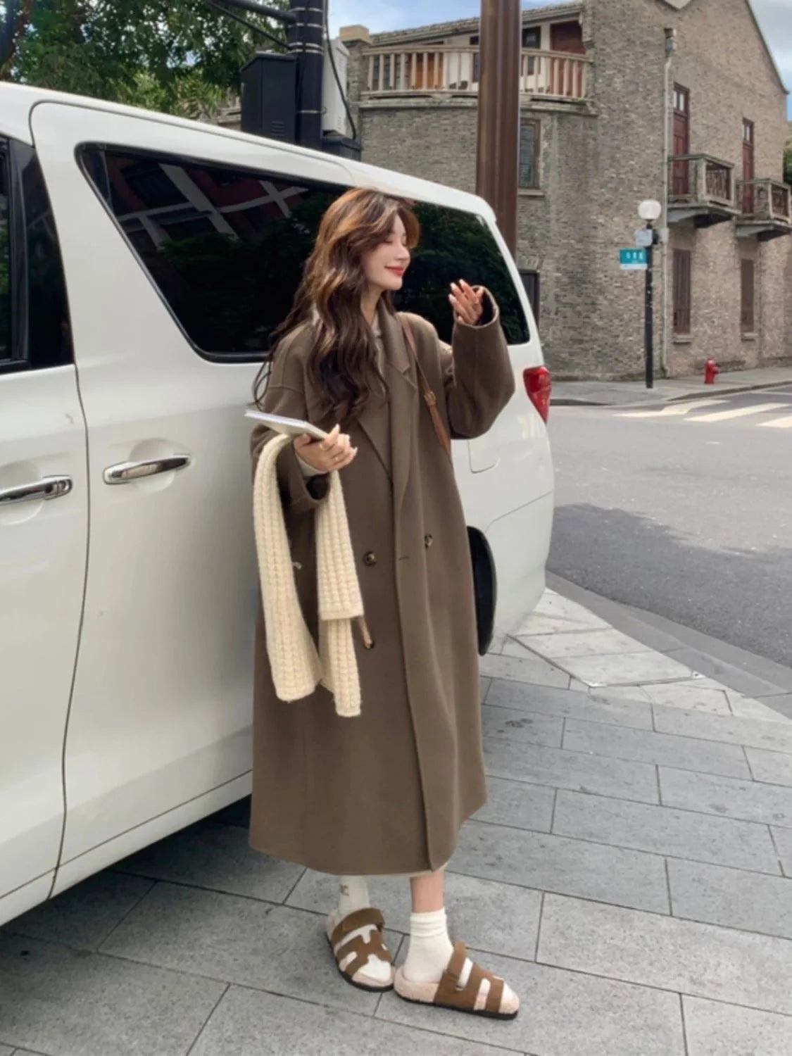2024 New French Winter Romantic Temperament Women's Sweet and Fresh Woolen Coat Jacket Long Casual High-end Coat for Women