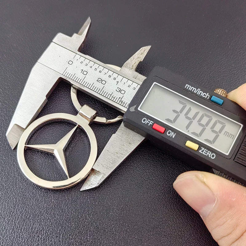 1pcs Metal Key Ring Car Logo Keychain Emblem Key Ring Chain For Mercedes Benz AMG A C GLC GLE CLA Class W205 W176 W117 W118 W124