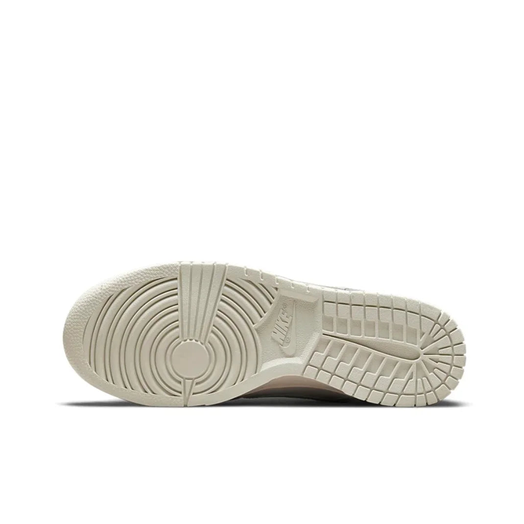 NIKE Original Men's and Women's shoes New Arrival DUNK LOW Sneakers Anti-slip and wear-resistant plate shoes